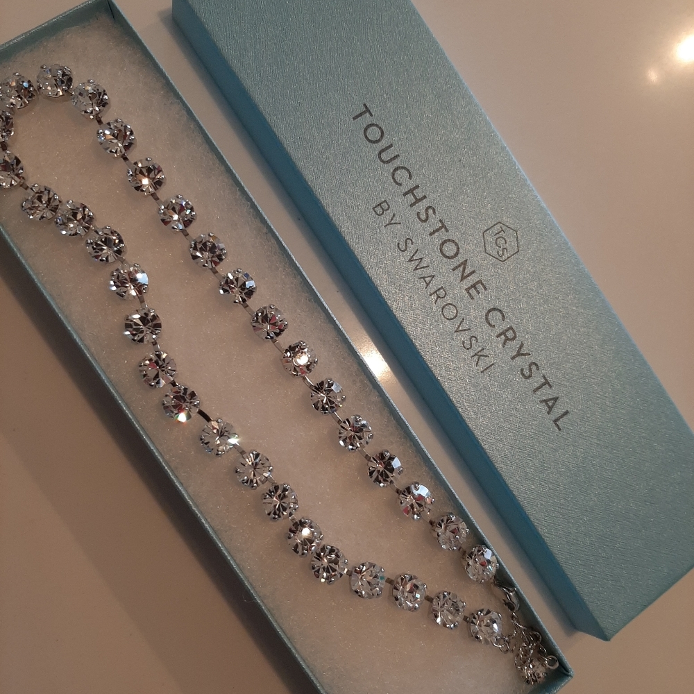 Swarovski touchstone crystal necklace NWOT